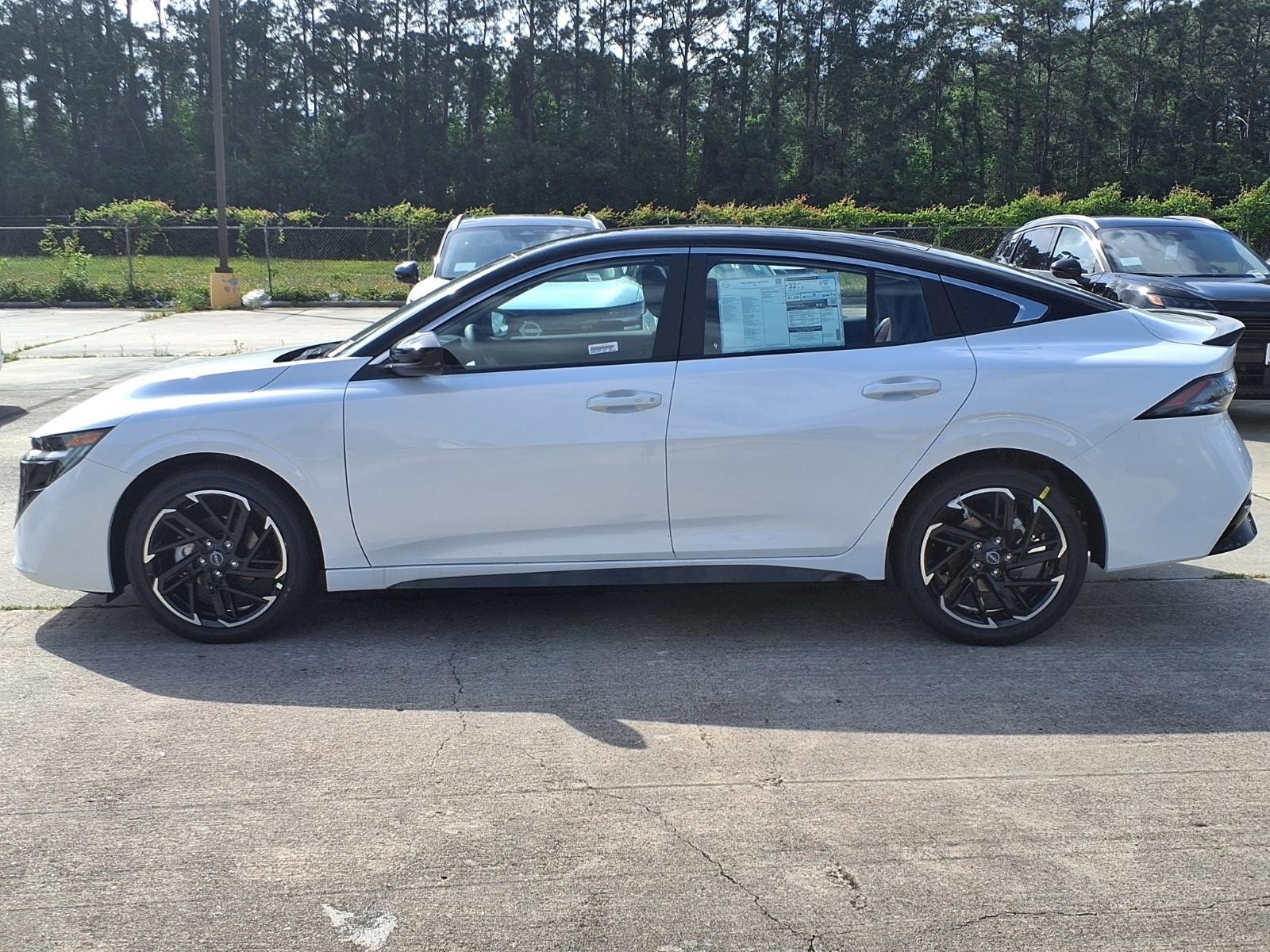 2026 Nissan Sentra SR White at Robbins Nissan
