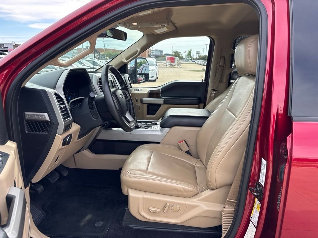 Used 2017 Ruby Red Metallic Tinted Clearcoat Ford Lariat image 19
