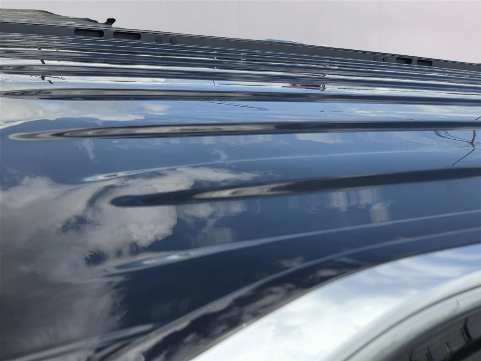 Used 2024 Diamond Black Crystal Pearlcoat Jeep Series III image 32