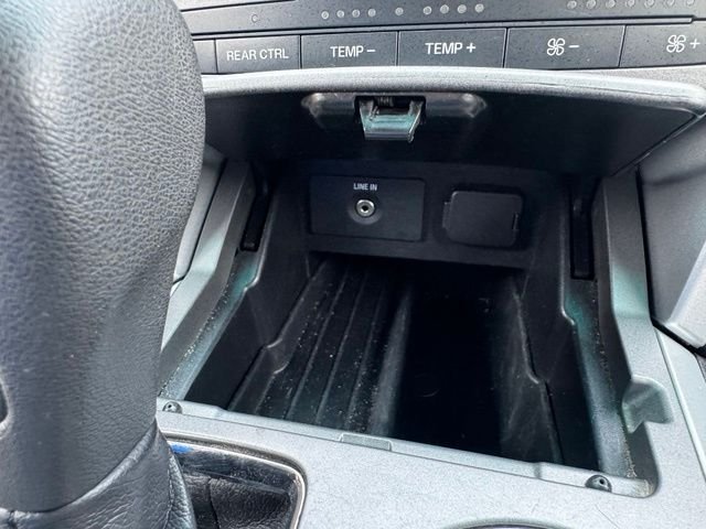 Used 2015 Silver Ford Base image 22