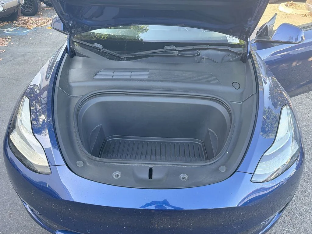 Used 2021 Blue Tesla Long Range image 18