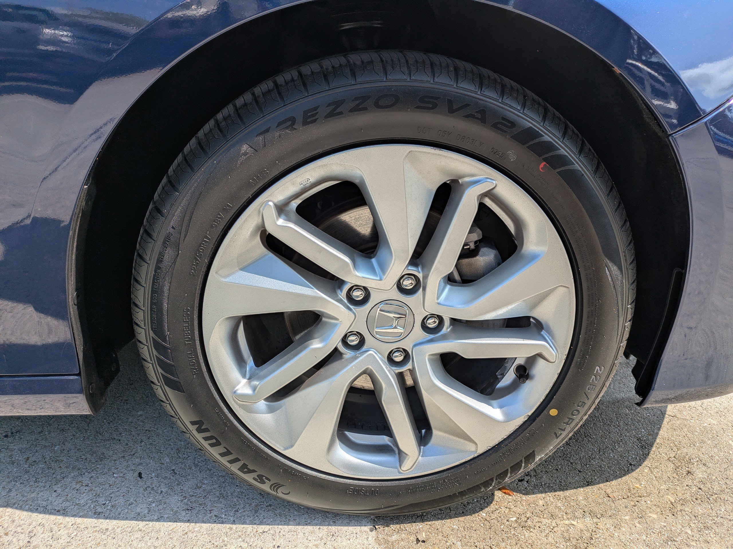 Used 2019 Obsidian Blue Pearl Honda LX 1.5T image 11
