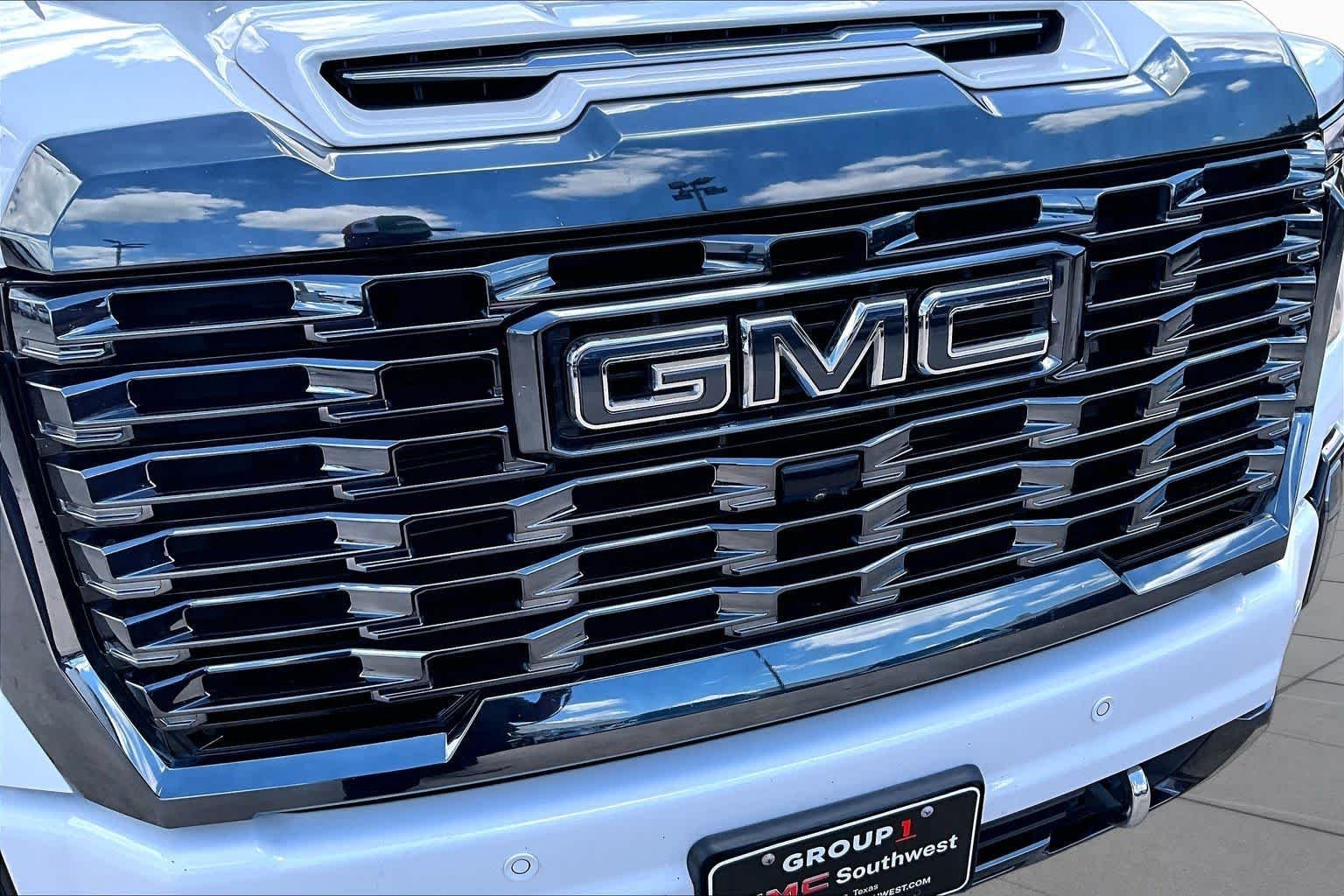 Used 2024 Summit White GMC Denali Ultimate image 30