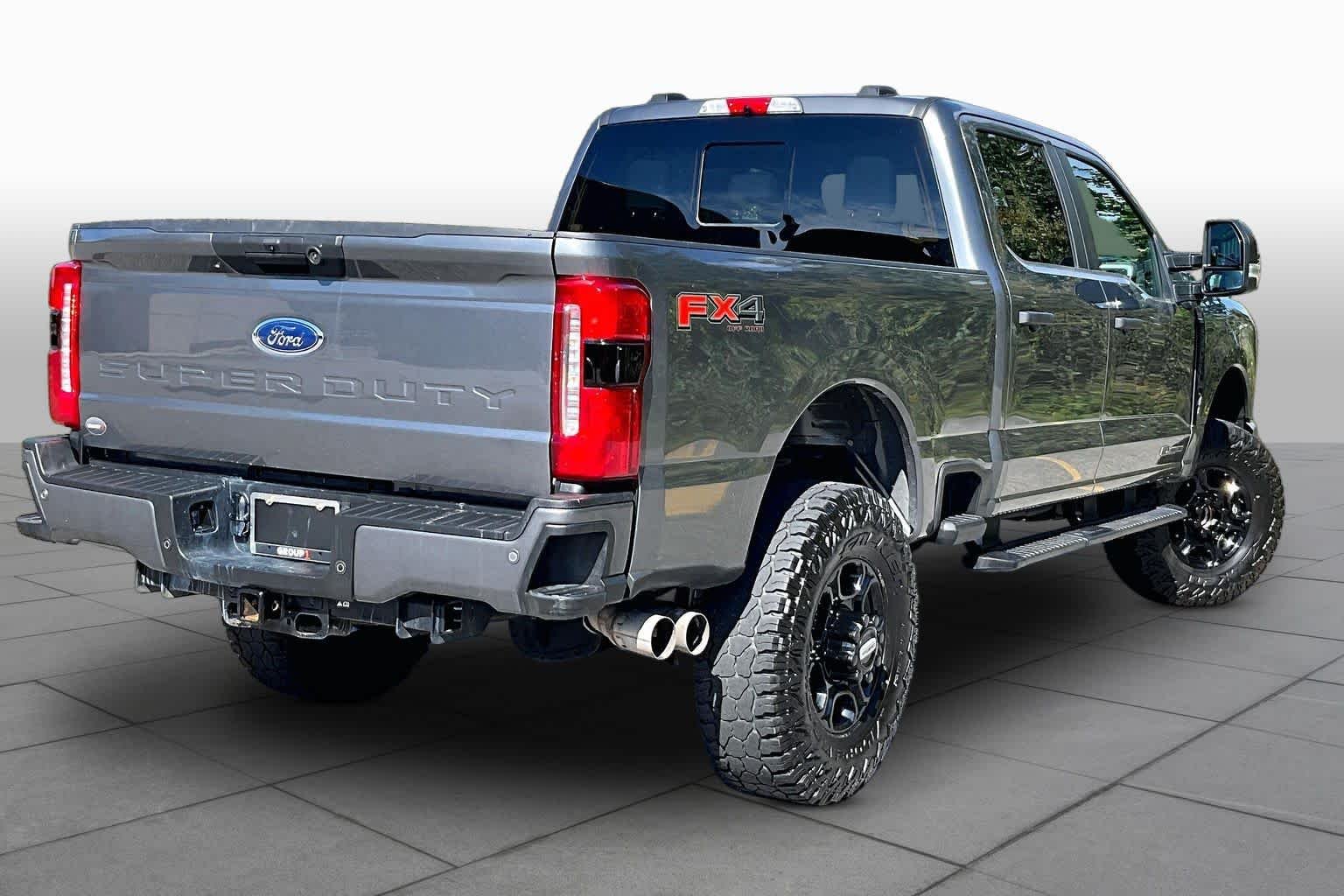 Used 2025 Carbonized Gray Ford XL image 13