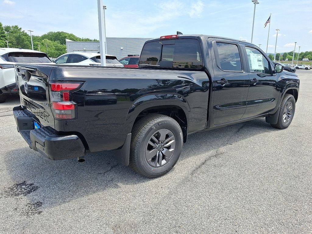 2026 Nissan Frontier — photo 4