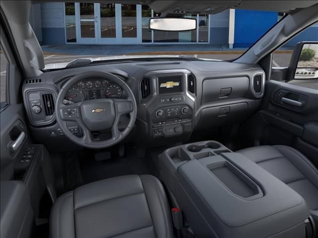 New 2026 Summit White Chevrolet Work Truck image 15