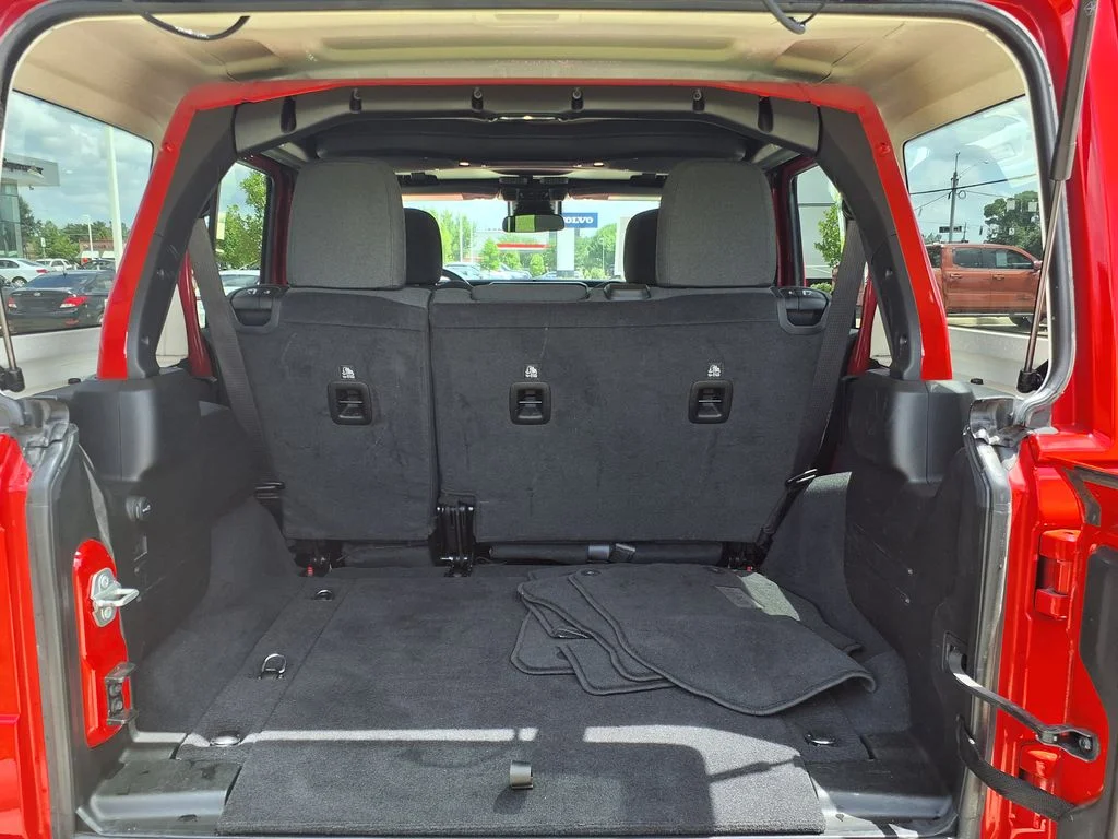 Used 2025 Red Jeep Sahara image 12