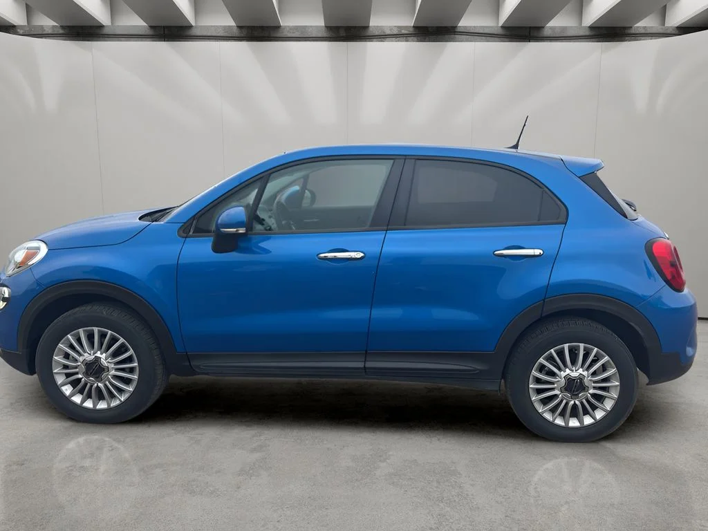 Used 2021 Italia Blue FIAT Pop image 2