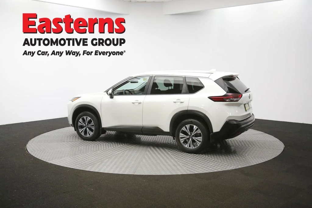Used 2022 White Nissan SV image 60