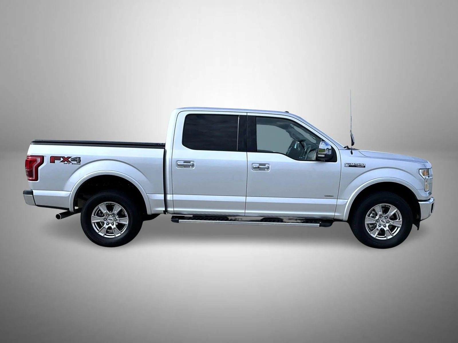 Used 2017 Silver Ford Lariat image 4