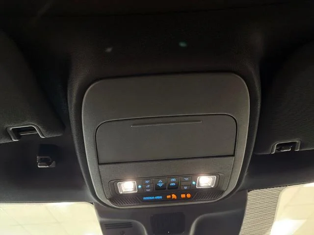 New 2027 Glacier Gray Metallic Tri-Coat Ford MAX King Ranch® image 34