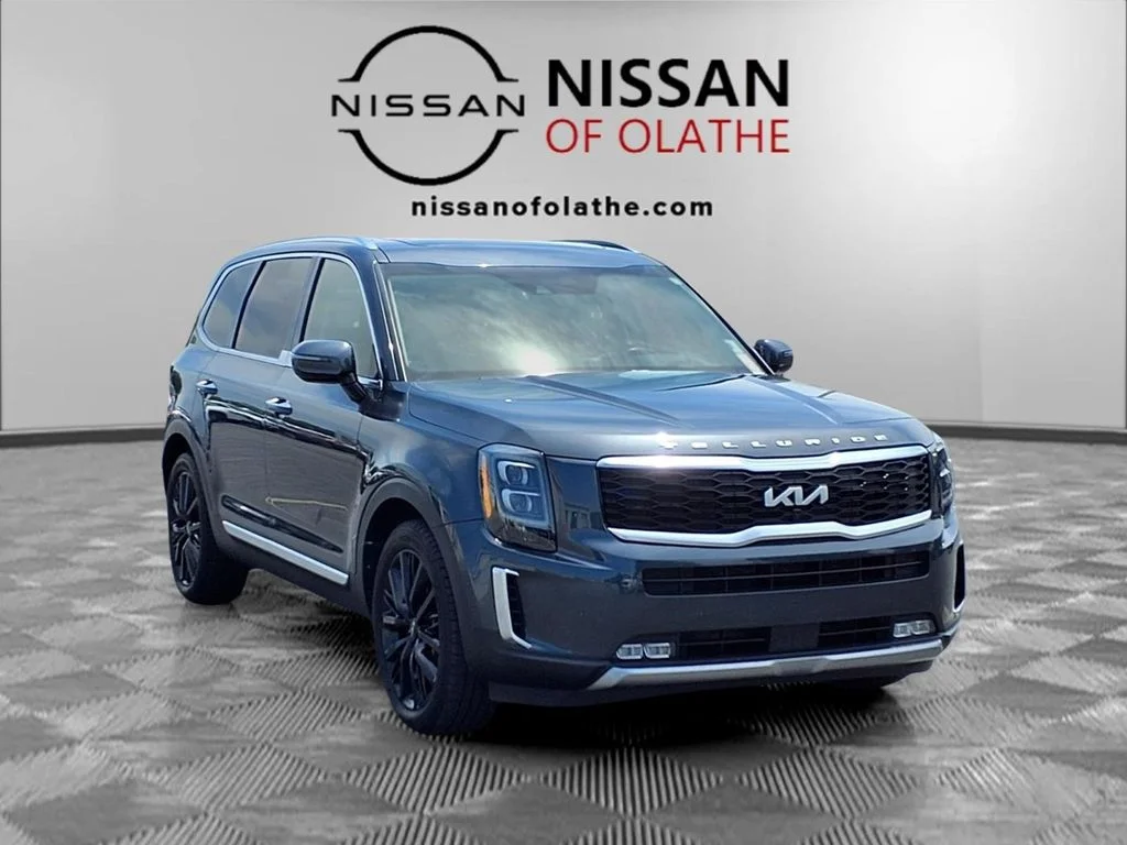 Used 2022 Gray Kia SX image 32