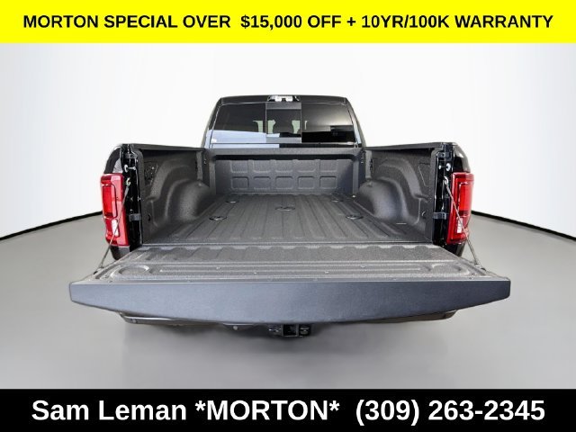 New 2026 Diamond Black Crystal Pearl-Coat Exterior Paint Ram Laramie image 26