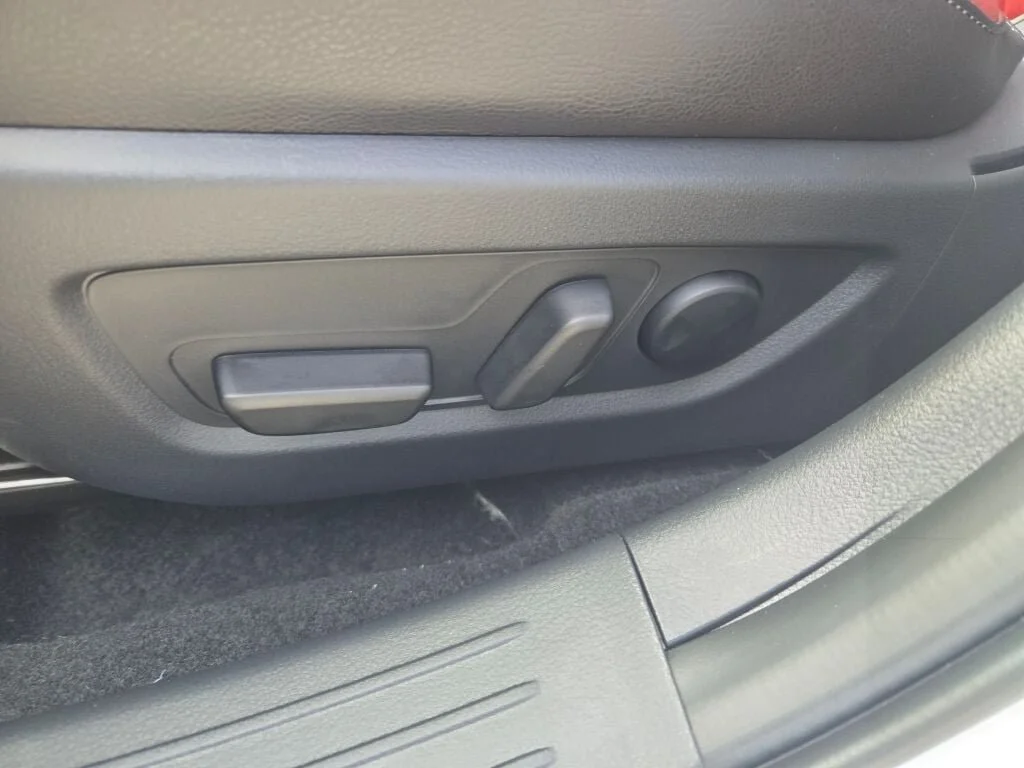 New 2026 Wind Chill Pearl Mazda Premium AWD image 17
