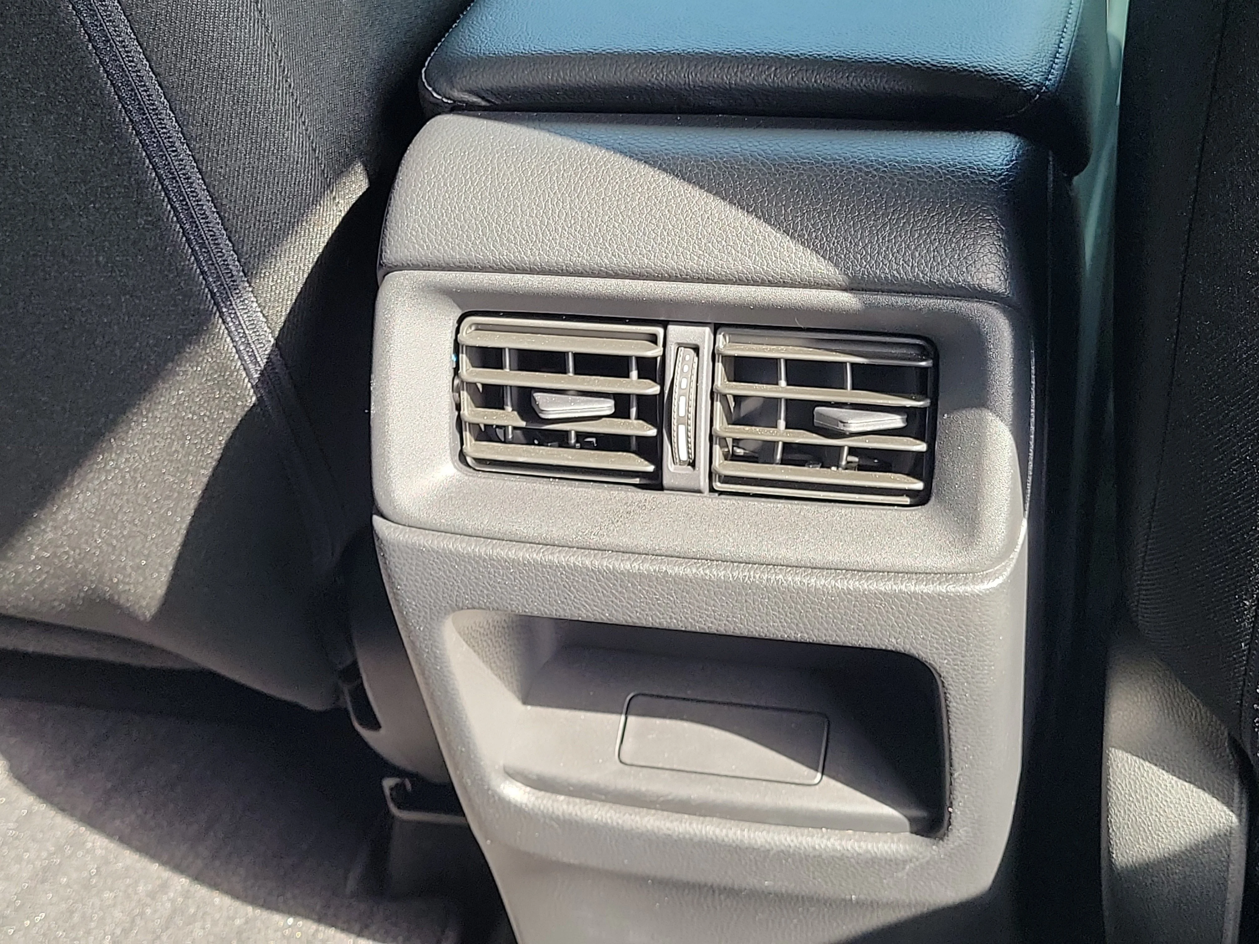 2024 Honda CR-V LX - Photo 6