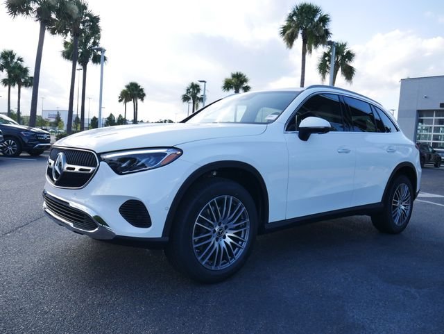 New 2026 Polar White Mercedes-Benz GLC 300 image 7