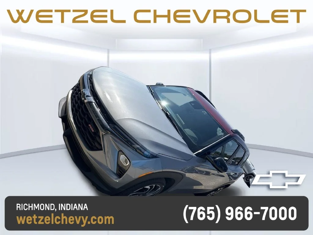Used 2025 Gray Chevrolet RS image 1