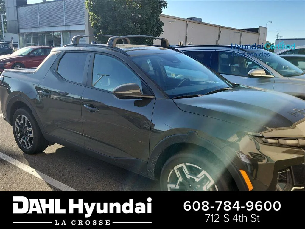 Used 2025 Rockwood Green Hyundai Limited image 1