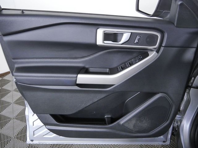 Certified Used 2024 Silver Ford XLT image 18