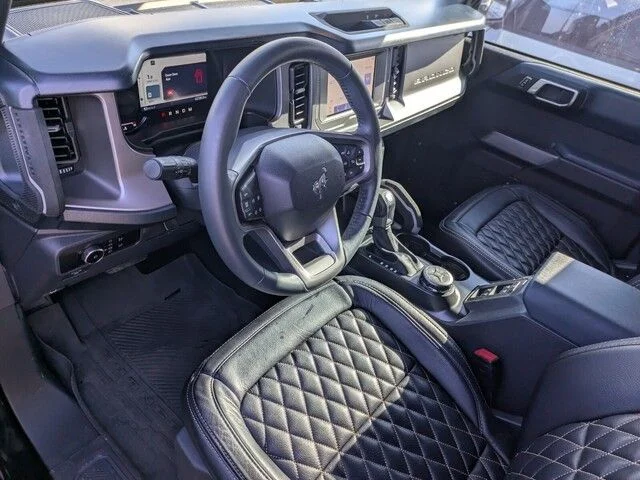 Used 2023 Black Ford Outer Banks image 11