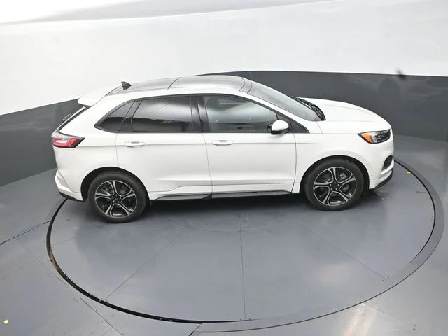 Used 2023 White Ford ST image 34
