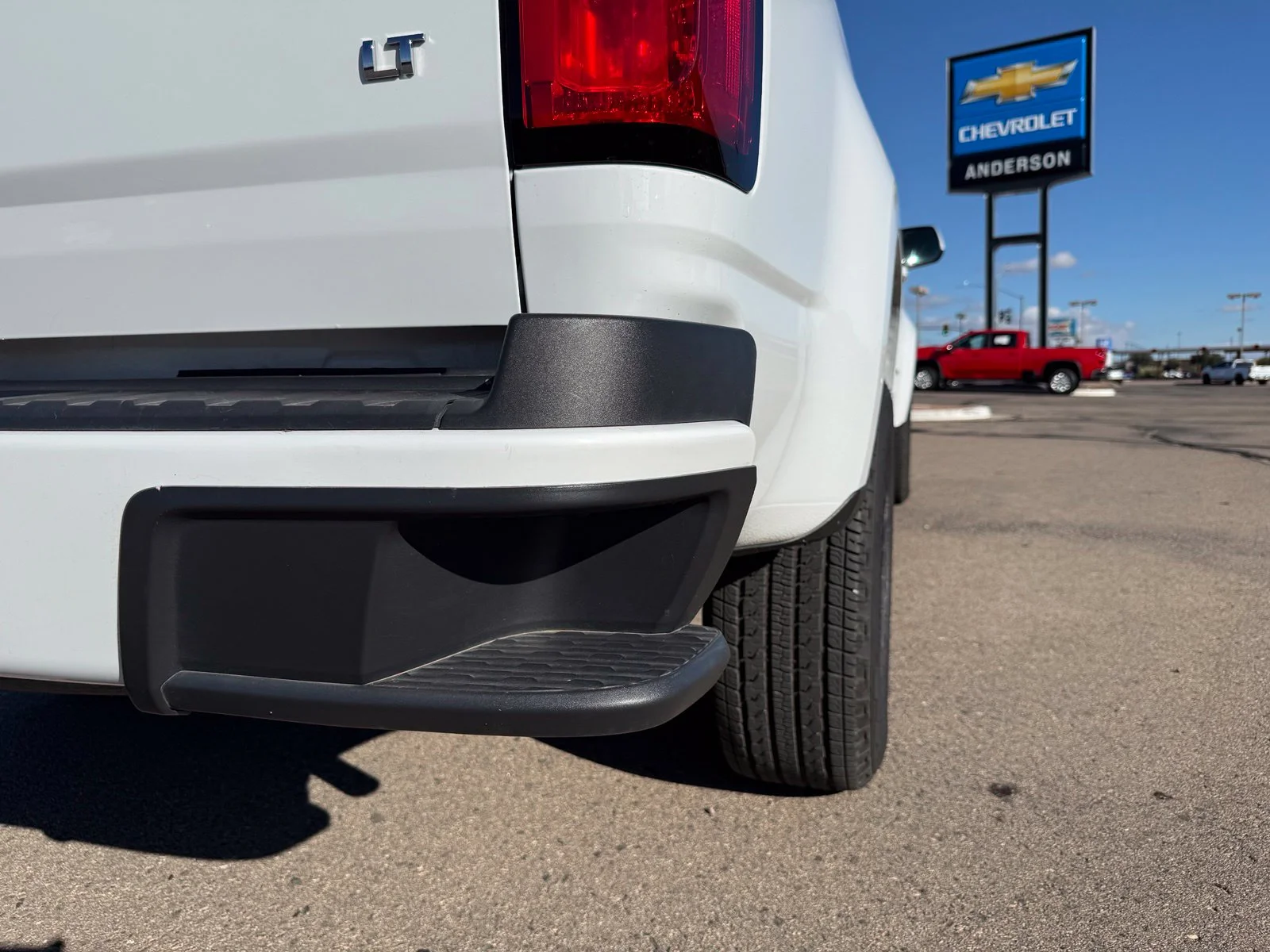 Used 2020 White Chevrolet LT image 6