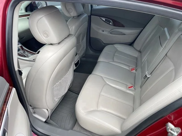 Used 2010 Red Buick CXL image 5