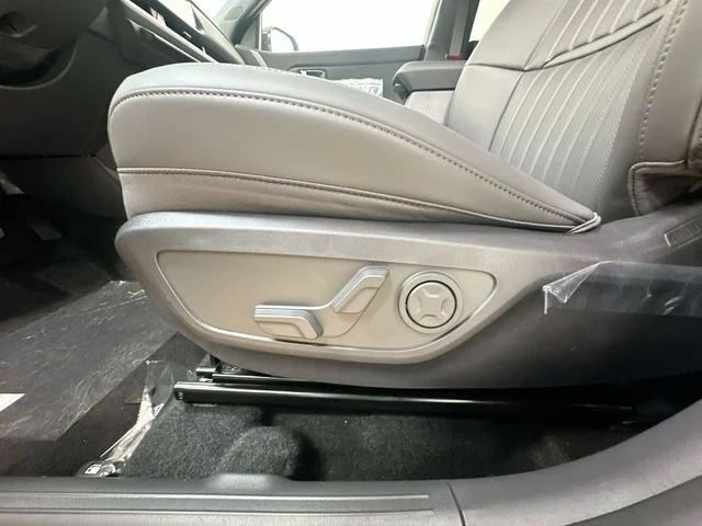 New 2027 Brown Kia X-Line S image 15