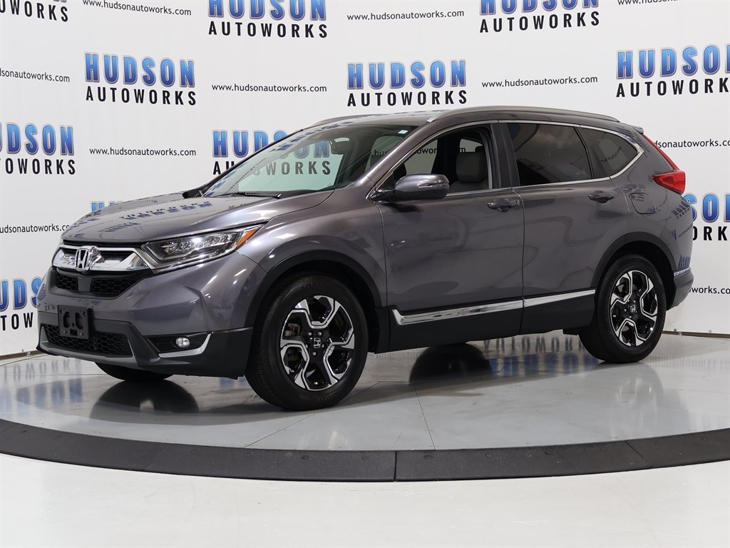 2019 Honda CR-V Touring photo 2