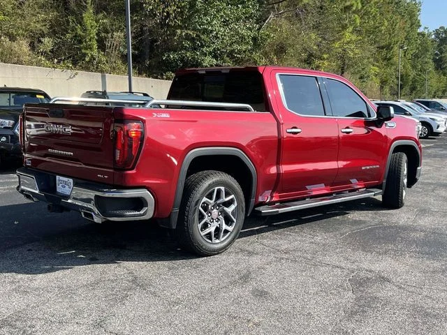 Used 2022 Cayenne Red Tintcoat GMC SLT image 3