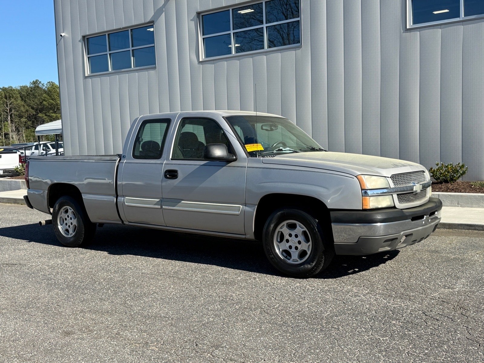 2004 Chevrolet Silverado 1500 LS
