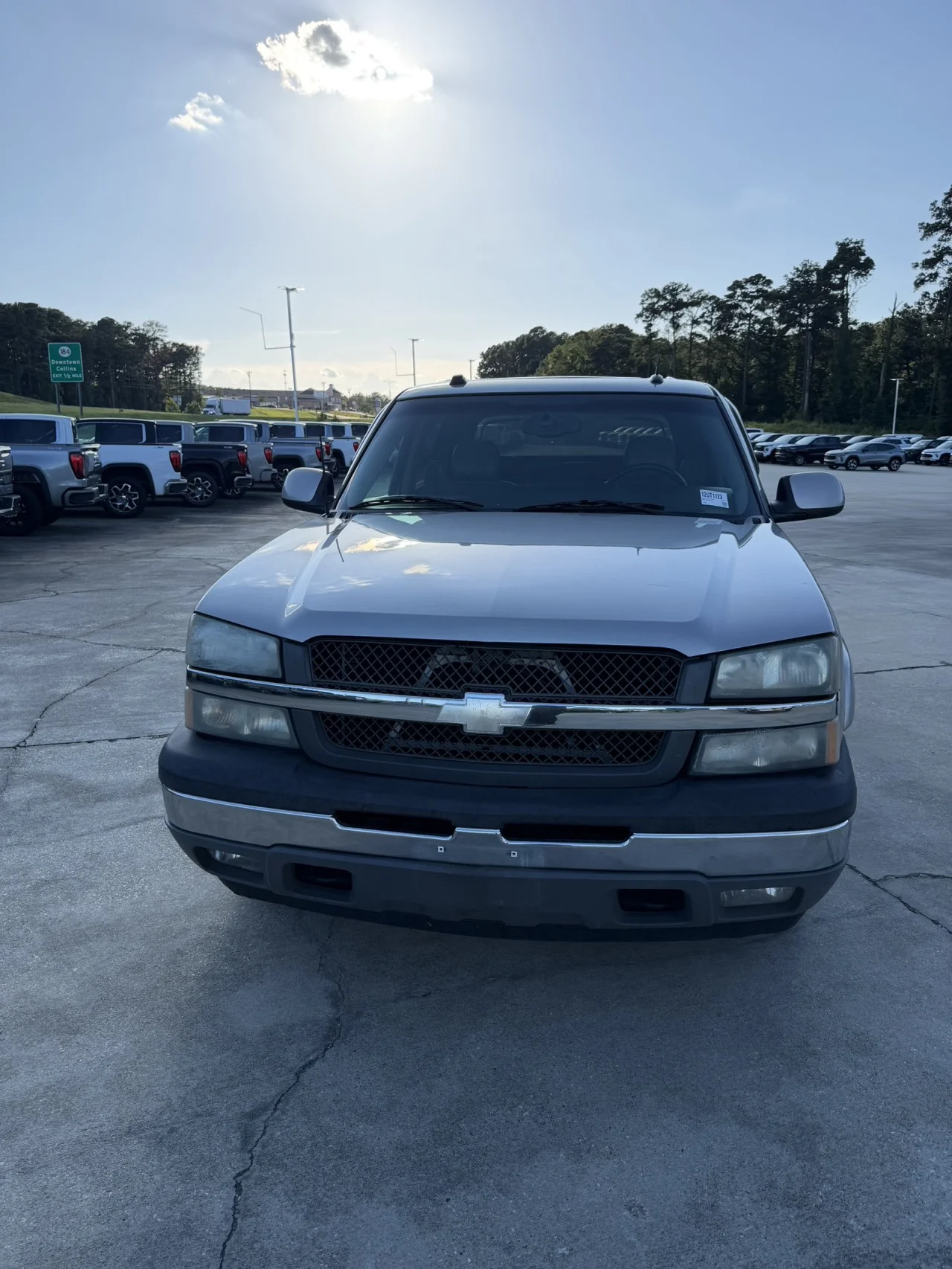 Used 2005 Chevrolet Avalanche Base with VIN 3GNEC12Z15G211930 for sale in Collins, MS