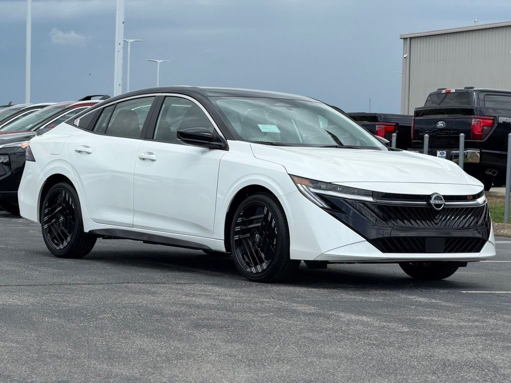 New 2026 Aspen White TriCoat / Super Black Two-tone Nissan SR image 2