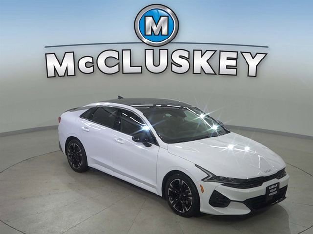 Used 2024 White Kia GT-Line image 32