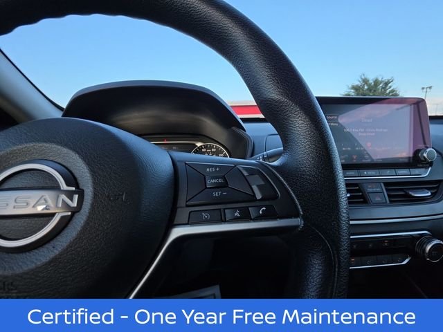 Certified Used 2024 White Nissan 2.5 SV image 12