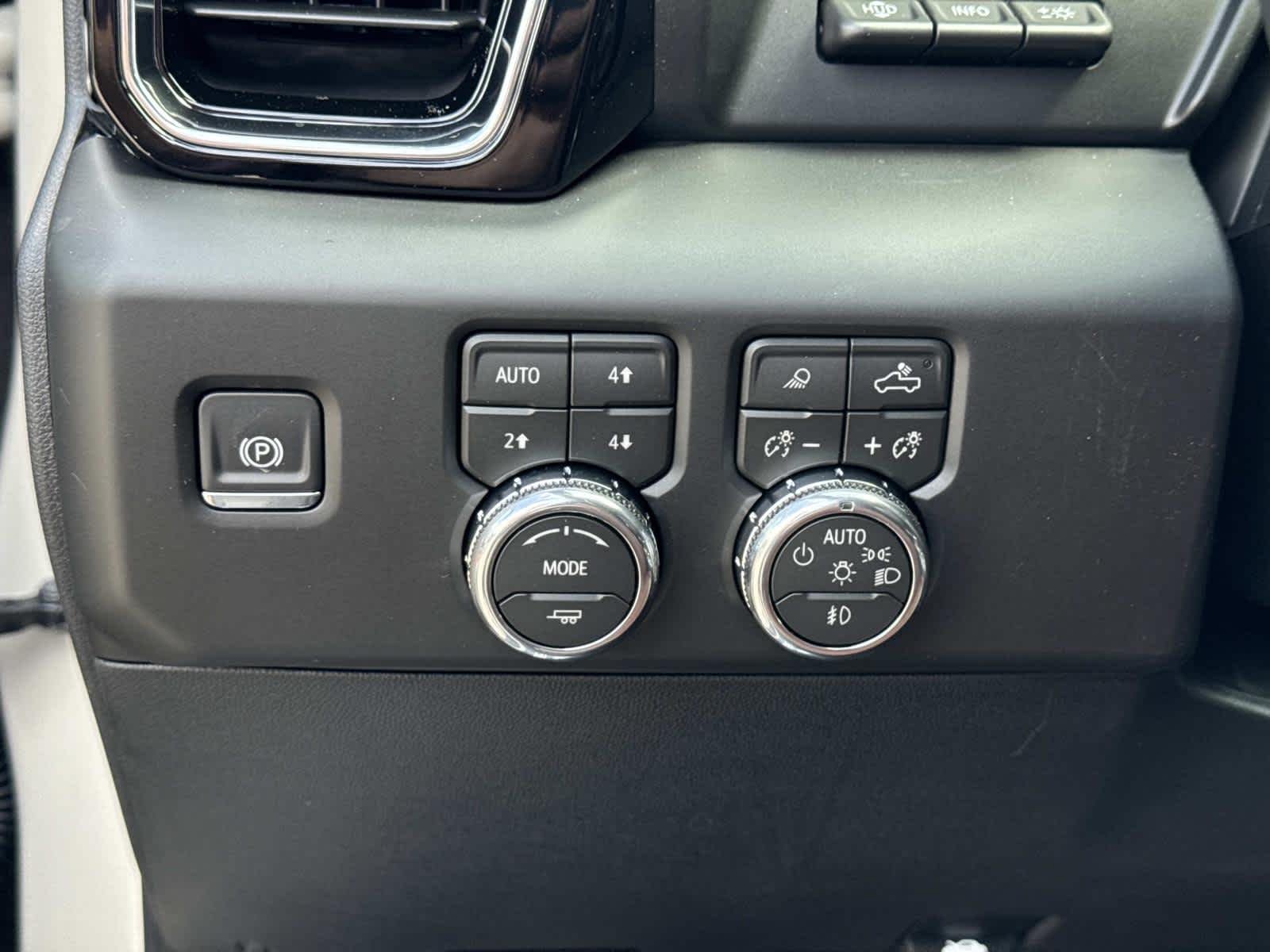 2026 GMC Sierra 1500 Denali Ultimate - Photo 11
