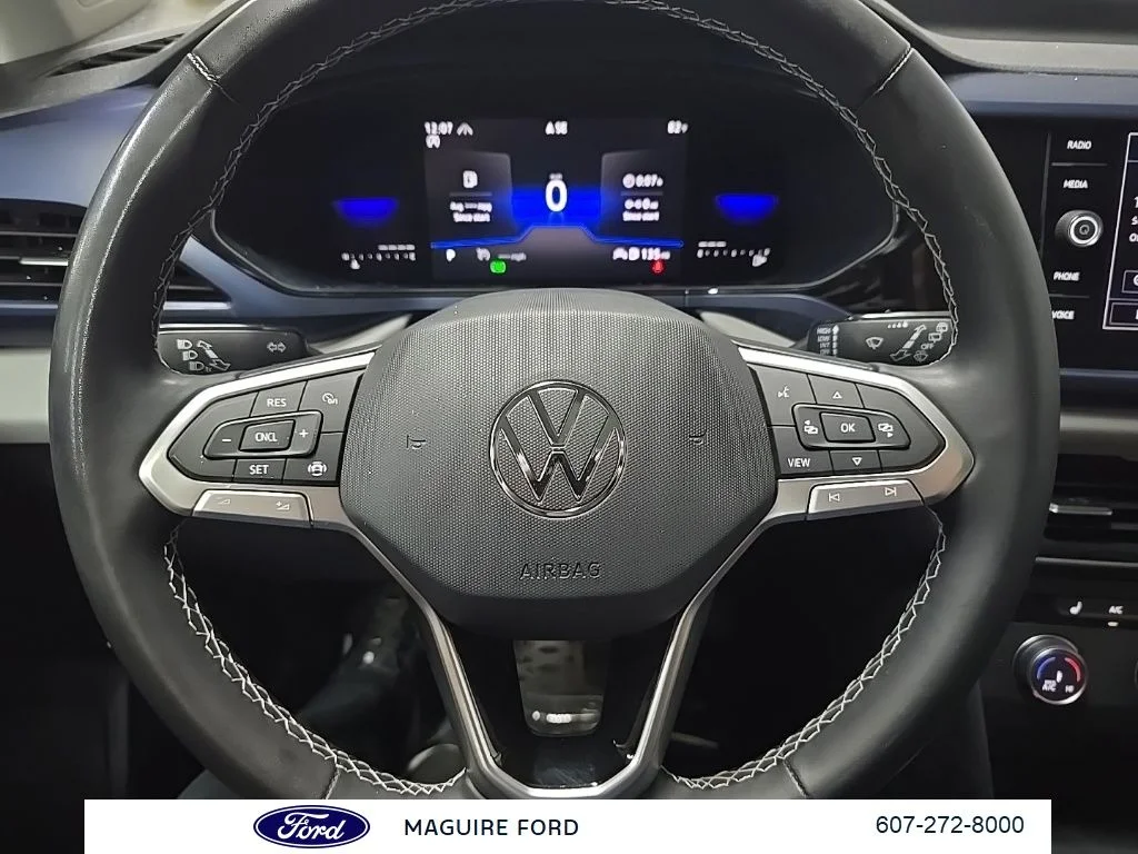 Used 2022  Volkswagen 1.5T SE image 22
