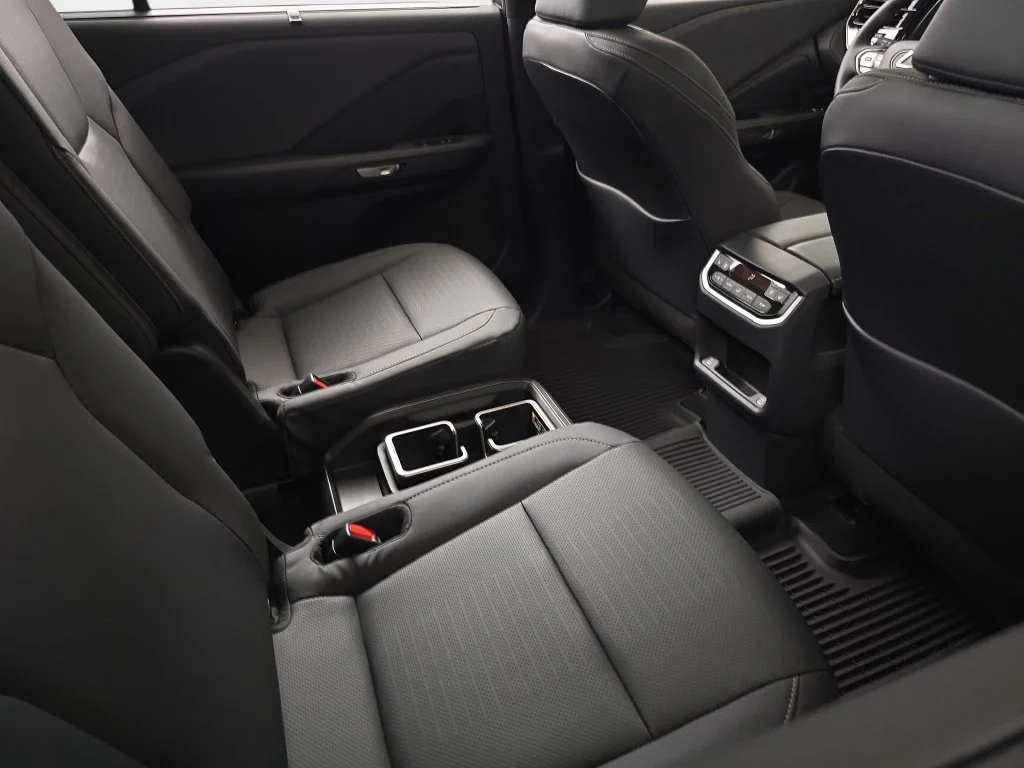 New 2026 Wind Chill Pearl Lexus PREMIUM AWD image 11