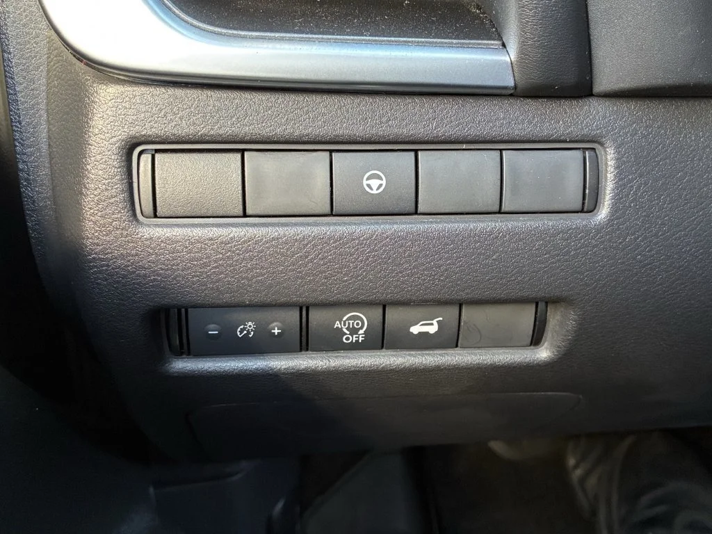 Used 2023 Silver Nissan SV image 33