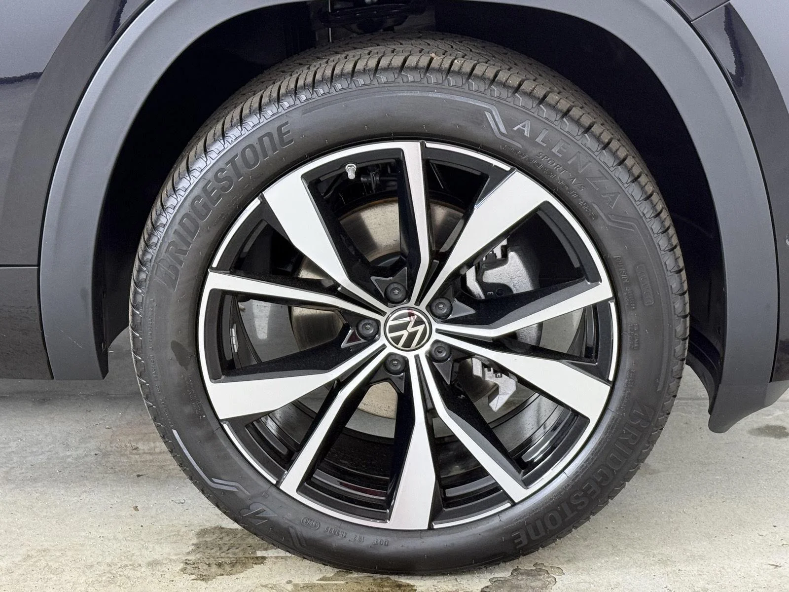 New 2026 Deep Black Pearl Volkswagen 2.0T SEL Premium R-Line image 13