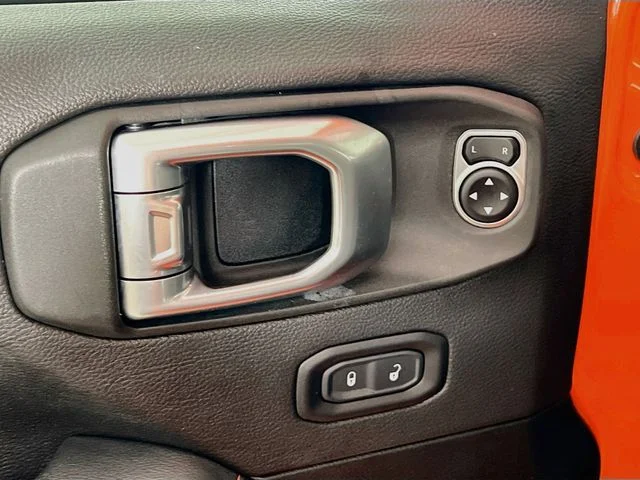 Used 2020 Orange Jeep Unlimited Rubicon image 9