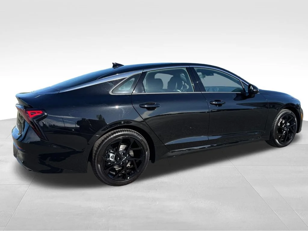 New 2026 Aurora Black Pearl Kia GT-Line image 7