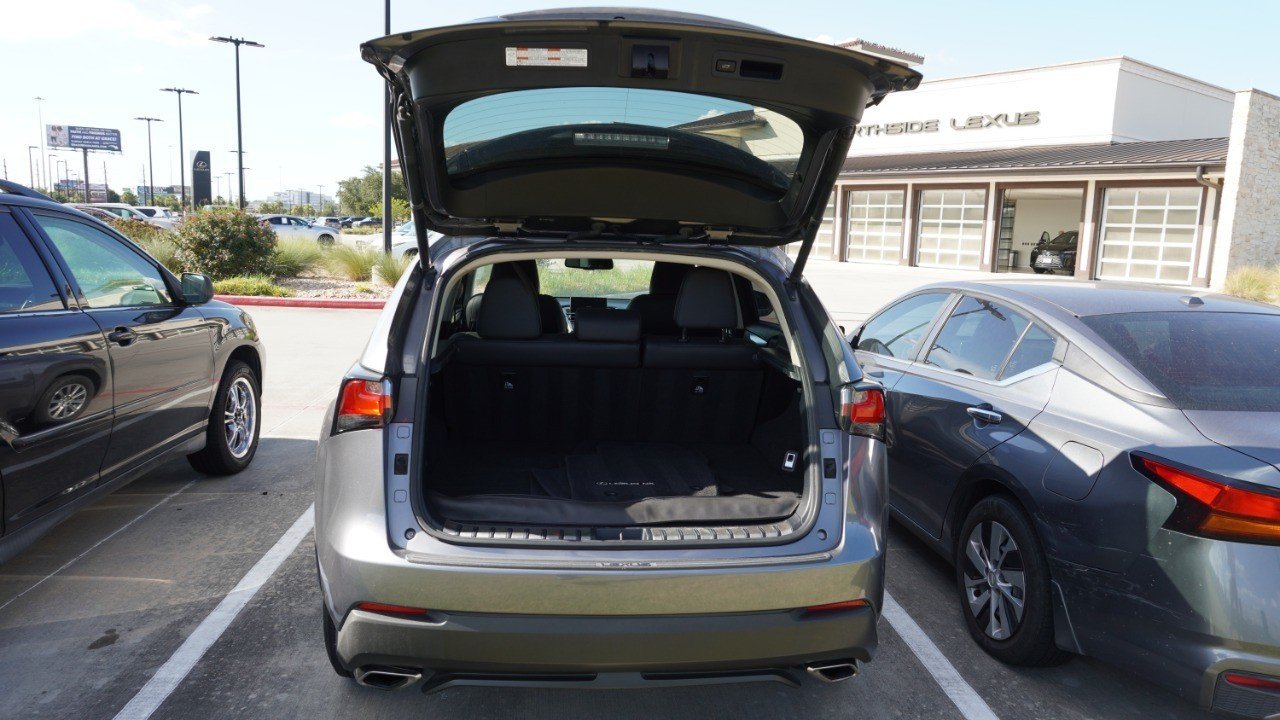 Used 2015 Gray Lexus  image 30