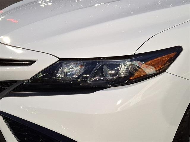 Certified Used 2022 White Toyota SE image 14
