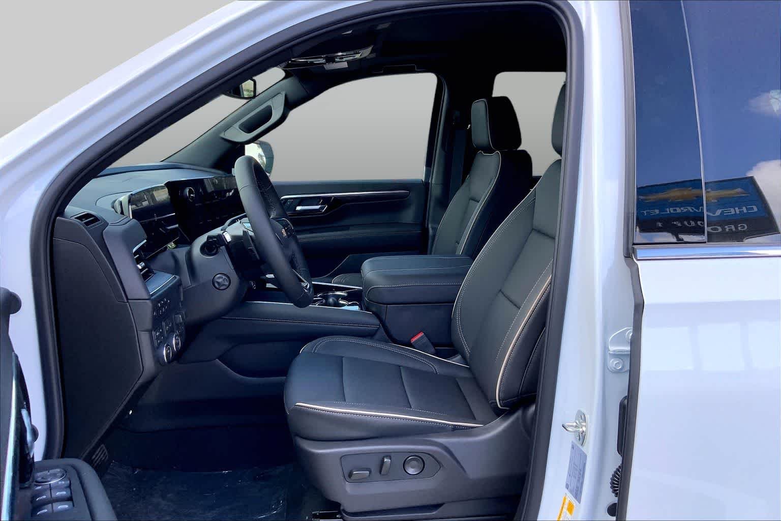 2026 Chevrolet Tahoe Premier - Photo 10