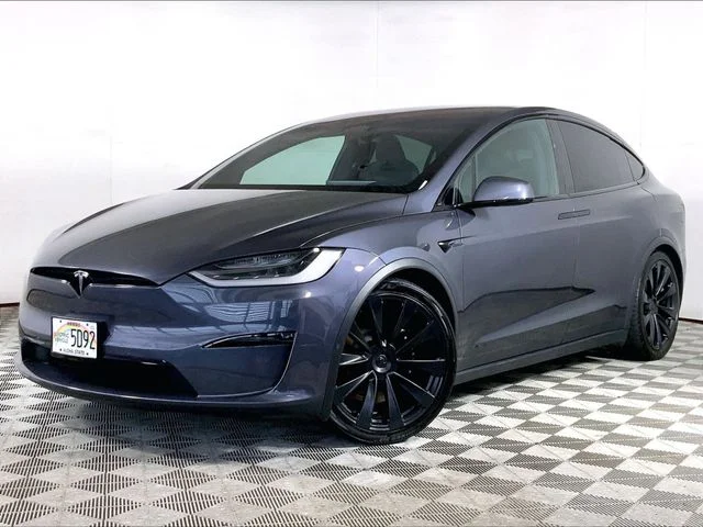 2023 Tesla Model X Plaid's photo