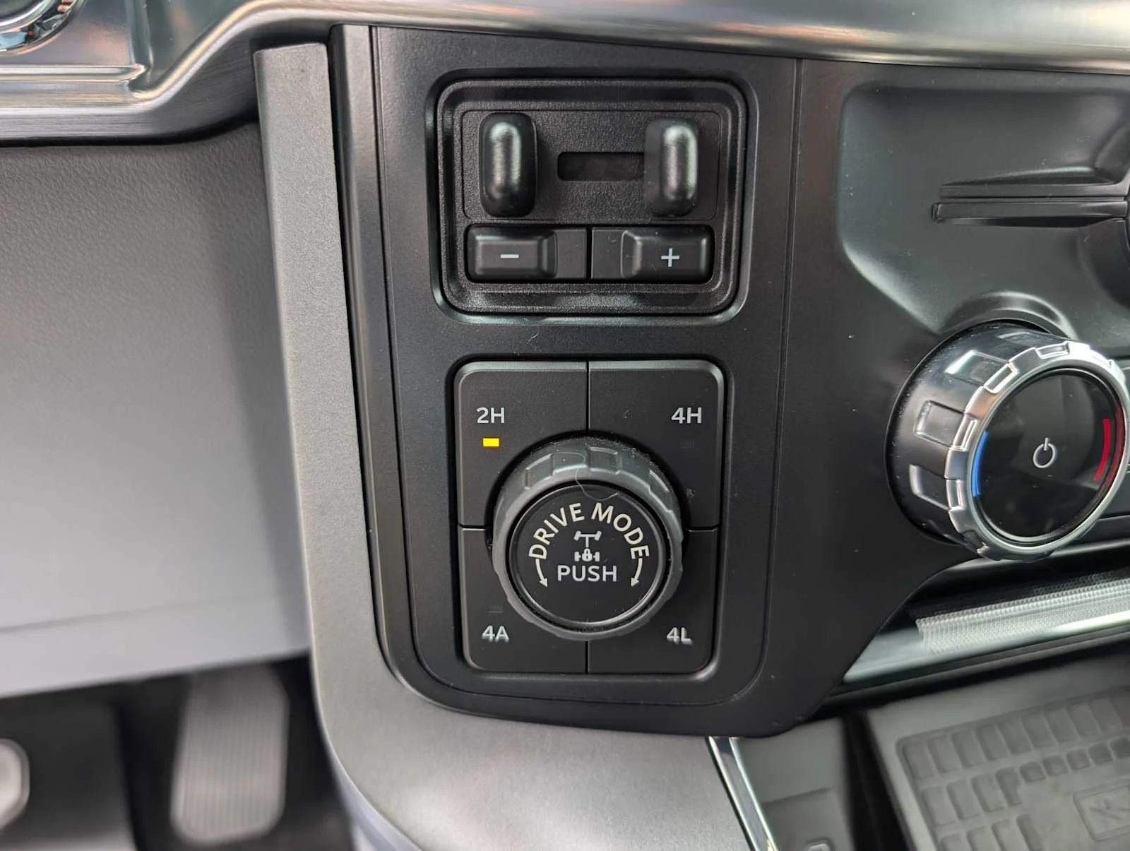 2022 Ford F-150 Lariat - Photo 33