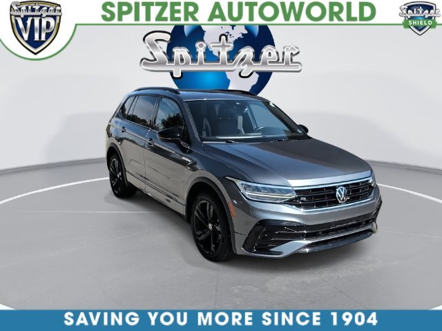 Used 2023 Gray Volkswagen 2.0T SE R-Line Black image 4