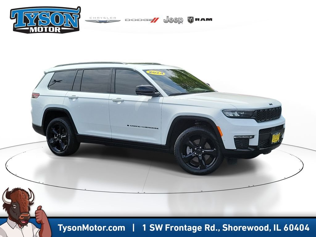 Used 2024 White Jeep Limited image 1