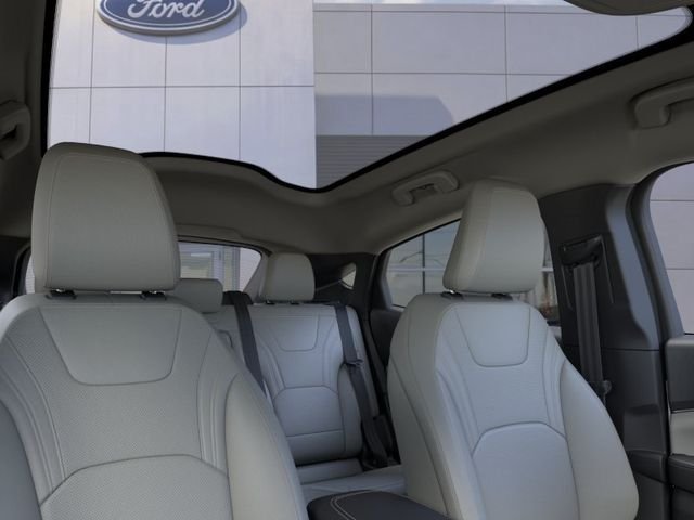 New 2026 Star White Metallic Tri-coat Ford Premium image 22